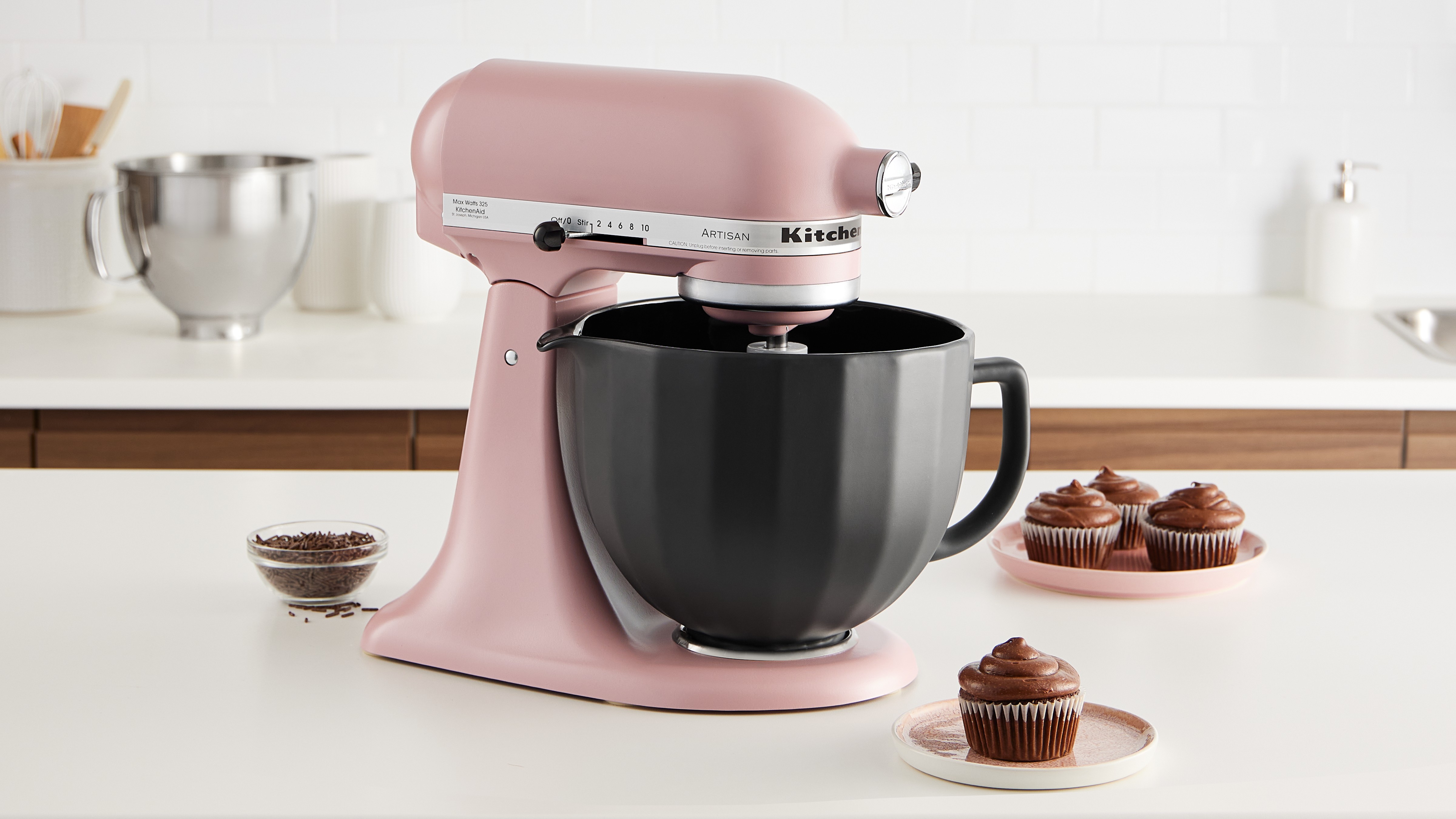 KitchenAid 5 QUART TILT-HEAD STAND MIXER WITH BLACK SHELL CERAMIC BOWL — SKU SB-C83FBB-9B0A318A0AEC2B - Image 5