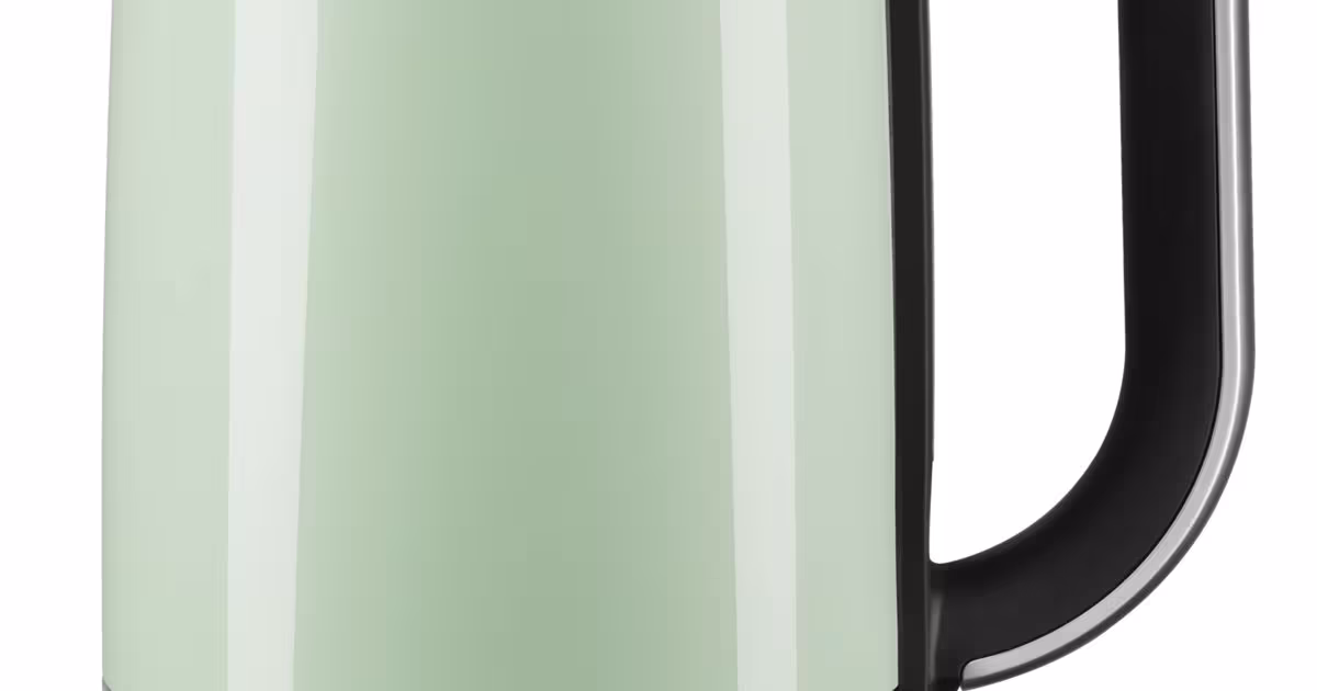 KitchenAid 1.7 Liter Electric Kettle — SKU SB-C83FBB-EA572E221985C1