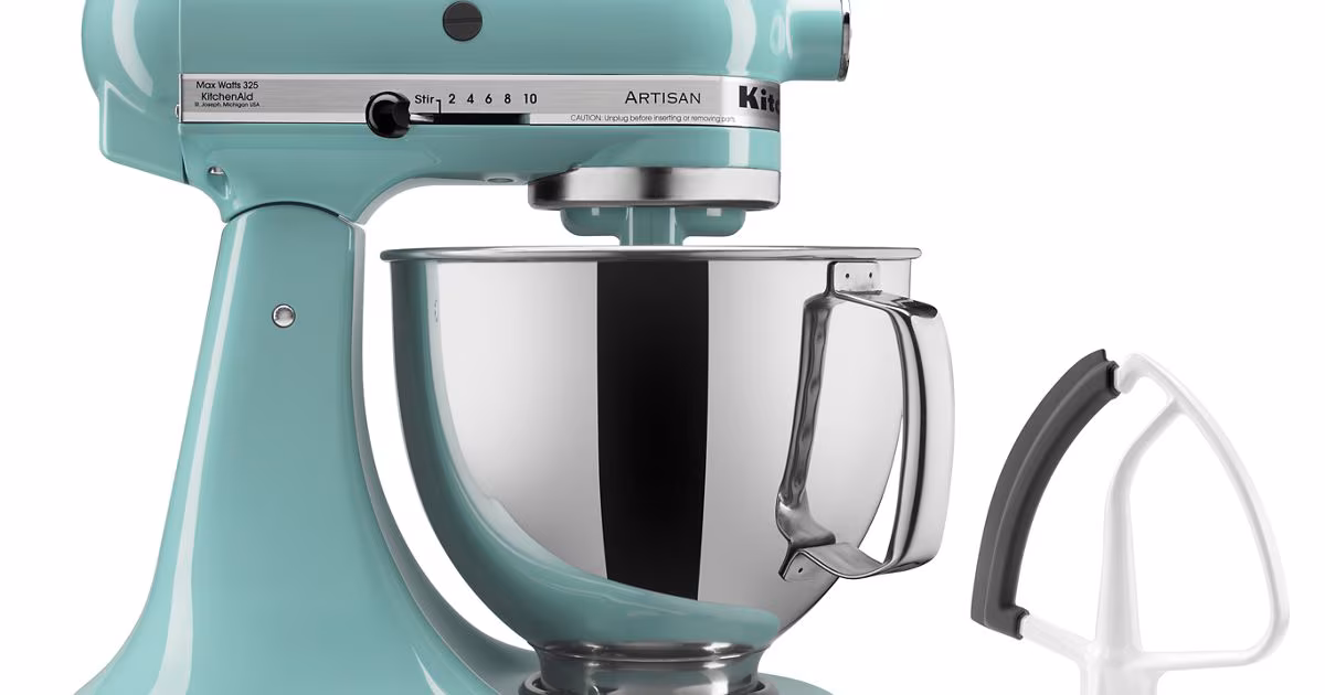 KitchenAid Value Bundle Artisan Series 5 Quart Tilt-Head Stand Mixer with Flex Edge Beater — SKU SB-C83FBB-1C78FBA357F238 Bowl