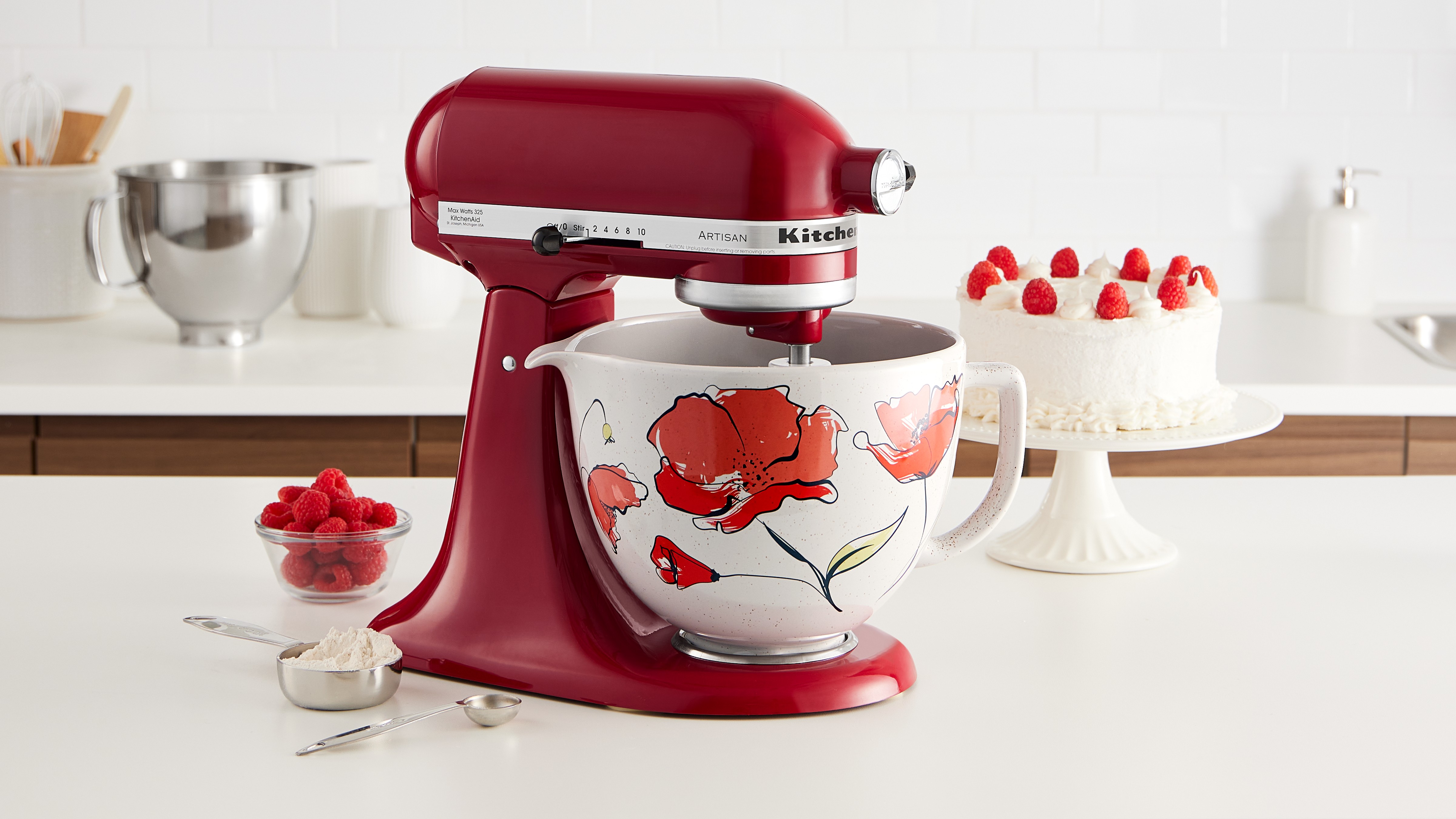 KitchenAid 5 QUART TILT-HEAD STAND MIXER WITH POPPY CERAMIC BOWL — SKU SB-C83FBB-EAC59688E712E3 - Image 5